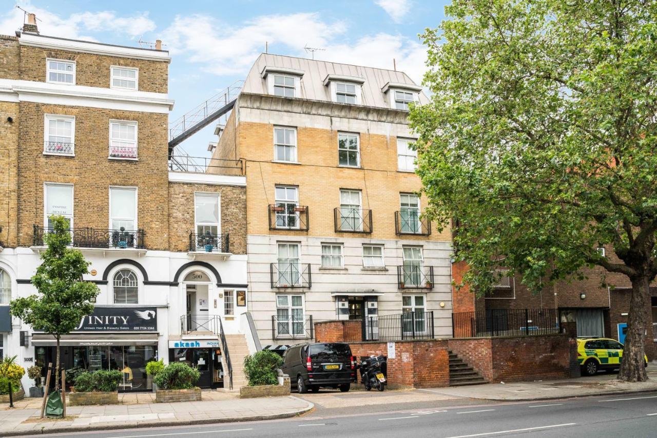Charming Spacious 2Br Flat Near Station Plus Parking Londra Exterior foto
